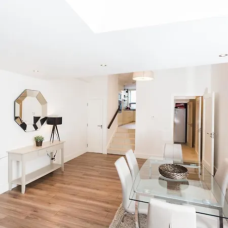Luxury Pleasants Corner Διαμέρισμα